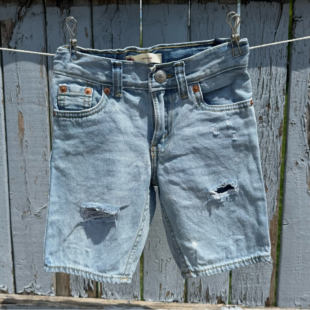 Levi’s Denim Shorts Boys Size 4 Light Wash Jeans Distressed Grunge Adjust Waist